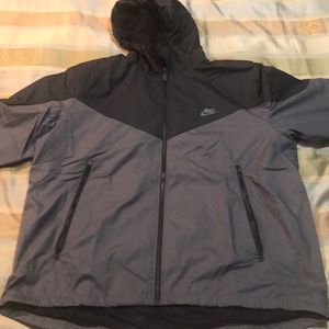 Nike windbreaker jacket